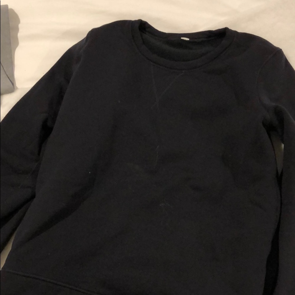Lululemon sweatshirt